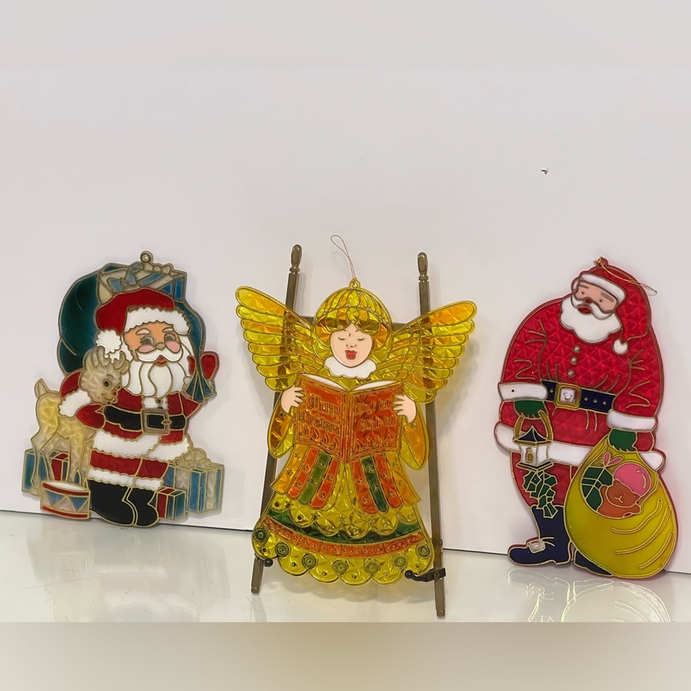 Vintage Plastic Christmas Stained Glass Suncatcher Giftco Set Of 3 with 8” Tall